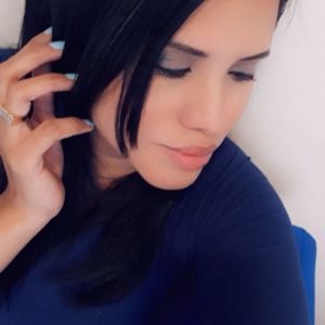 Meet your Posher, Yenni